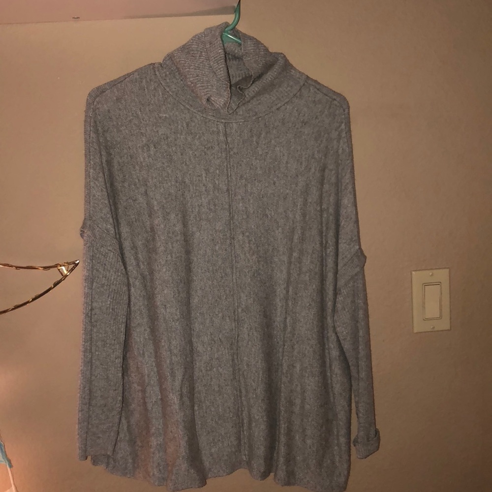 Grey turtle neck tunic sweater size small